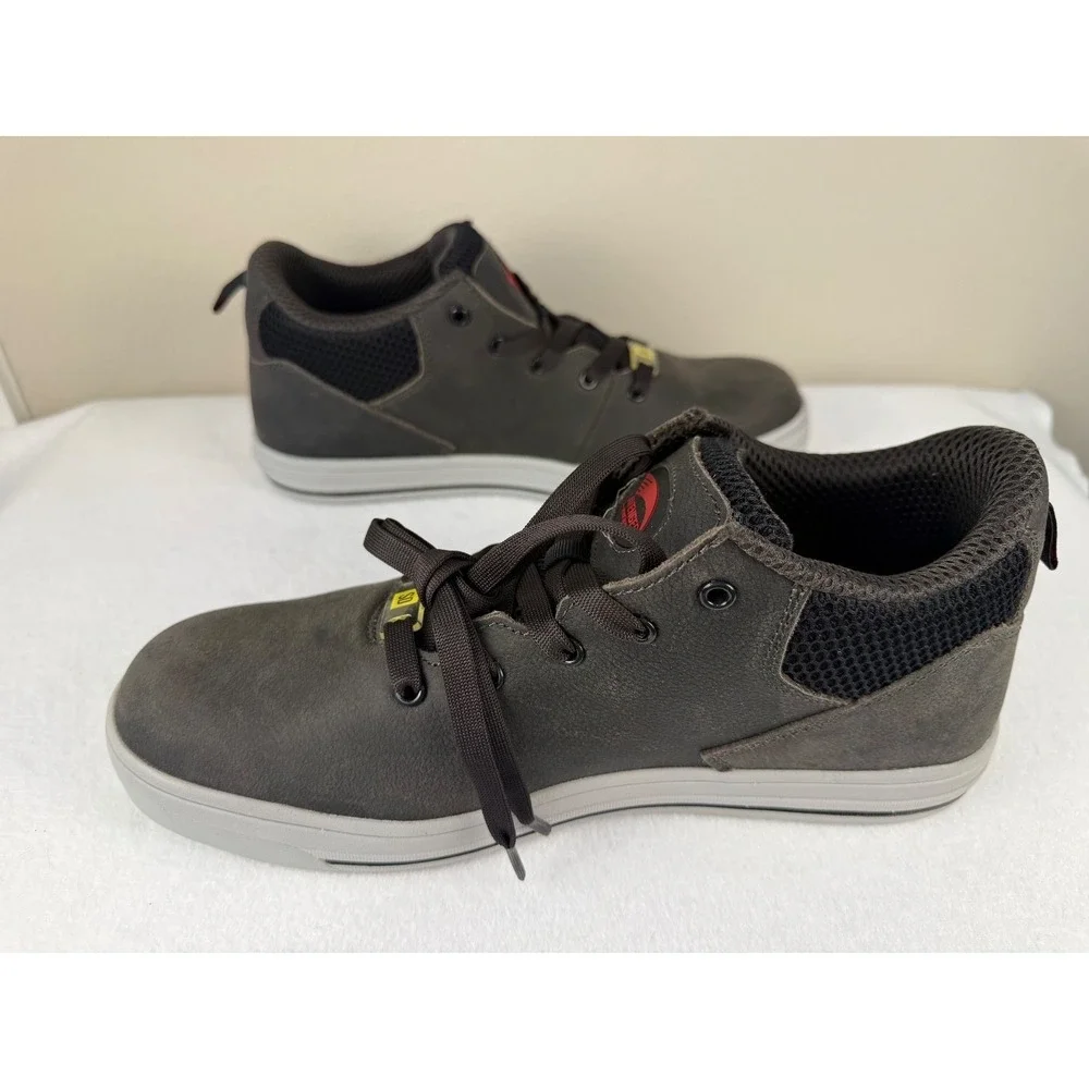 Avenger A711 Swarm Work Boots Mens 11.5 Wide Aluminum Safety Toe SD10 NIB